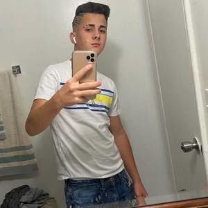 Meet your Posher, Justin